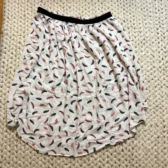 H&M Women's Feather Print Skirt - Picture 1 of 4